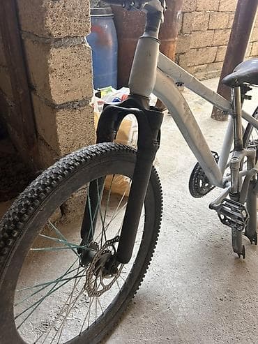 CD, DVD disklər və kassetlər: Velosiped 24lukdur öz amatizatoru verilecek artiq qabag disk verilecek — 5