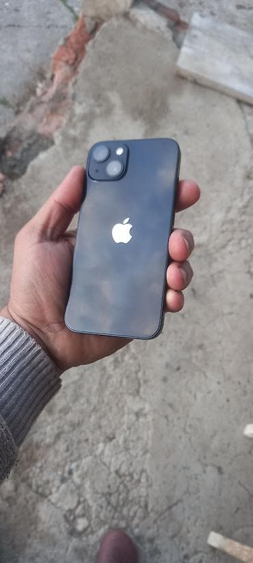 12 volt mator: IPhone 13, 128 GB, Qara, Face ID — 3