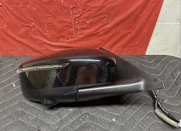 Avtomobilin yan güzgüləri (elektrik tənzimlənən, dönmə siqnallı)