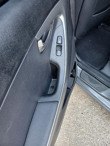 Nəqliyyat: Hyundai Elantra: 1.8 l | 2014 il Sedan — 8