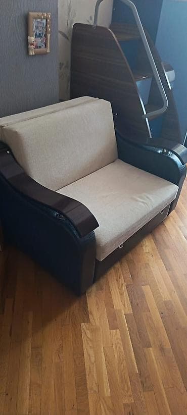 Divan krovatdır