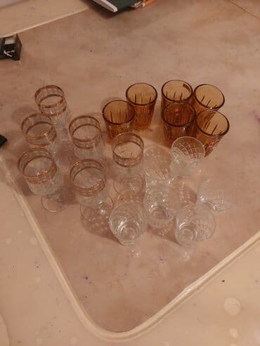 divar boyaları: Şüşə qədəh və stəkan dəsti - Ümumi qarışıq dəst: müxtəlif ölçü və — 1