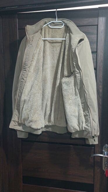 kişi üçün yun gödəkçələr: Bej rəngli kişi qış gödəkcəsi - Model: zipli, klassik stand-yaxa - — 4