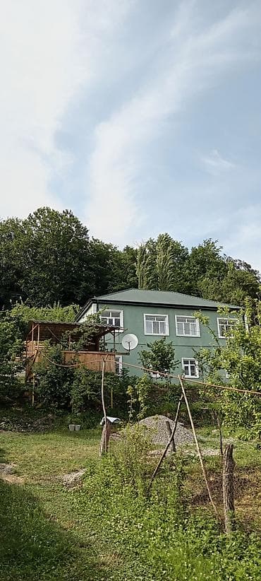 ecemi kiraye evler 2025: Dağ mənzərəli həyət evi – şəxsi hovuzlu - İki mərtəbəli, yaşıllıqla — 1