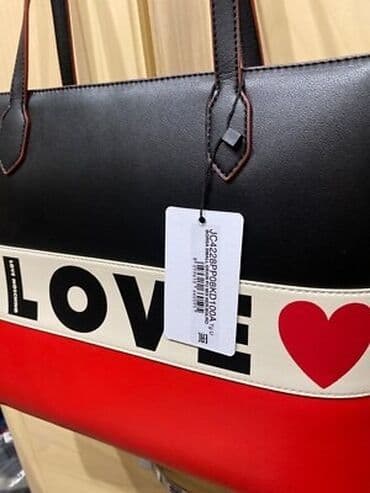 Love Moschino orijinal çanta 💼 Yeni, etiketli, Kanadadan gətirilib 🇨🇦