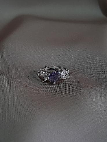 Toy paltarları və aksesuarları: Dəstə daxildir: Boyunbağı, Üzük, Kulon, Gümüş, 925 Əyar — 2