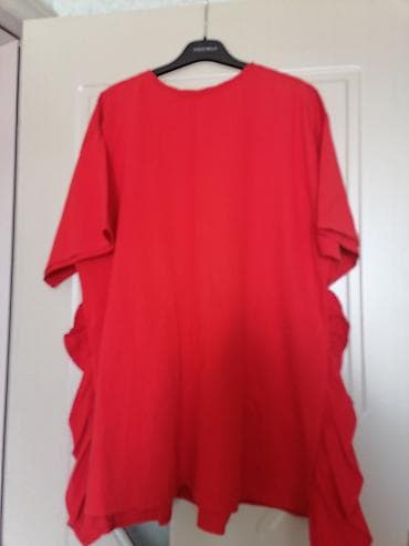 qirmizi piling: Кофточка шёлковая ярко, ало-красного цвета. 10 АЗН.
Размер 40-42 — 6