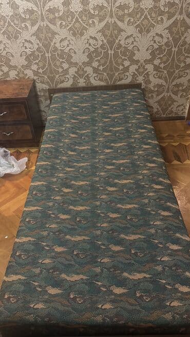 Çarpayılar: İşlənmiş, Təknəfərlik çarpayı, Bazasız, Matras ilə, Azərbaycan