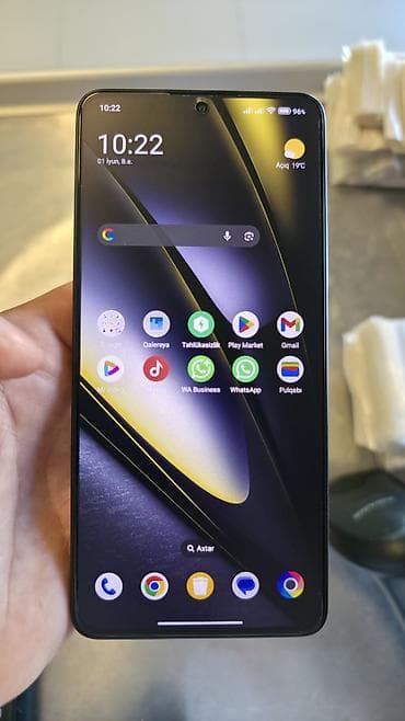 pro 4: Poco F6, 256 GB, rəng - Qara, Sensor — 1