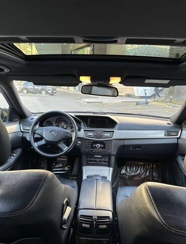 hava kampressor: Mercedes-Benz E 350: 3.5 l | Sedan — 5