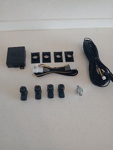 Nəqliyyat: Avtomobil üçün park radar sistemi – 4 sensorlu dəst. Toyota Higlinder — 4