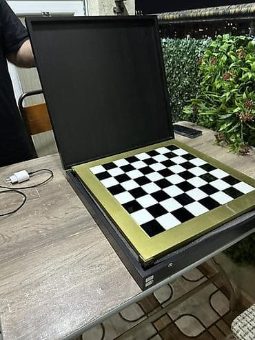Mancandilos Luxury Chess – metal fiqurlu şahmat dəsti - Brend/işarə — 10