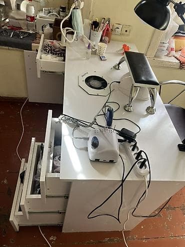 studiya avadanliqlari: Manikür üçün tam avadanlıq dəsti - Manikür masasının komplekti: geniş — 2