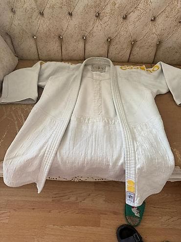 Essimo cüdo kimono dəsti 13 yaşa kimi - Brend: Essimo - Rəng: ağ -
