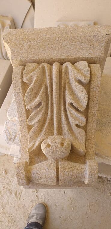 xarı bulbul: Ağ rəngli, daşdan hazırlanmış dekorativ güldan, bağlar, parklar və ya — 35