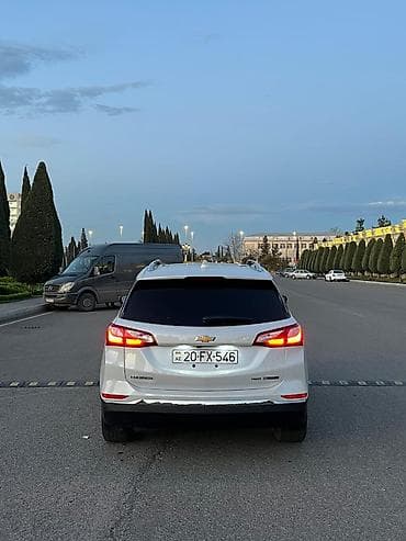 opel astra universal: Chevrolet Equinox – ağ rəngli, şəhər və uzun yol üçün rahat krossover — 6