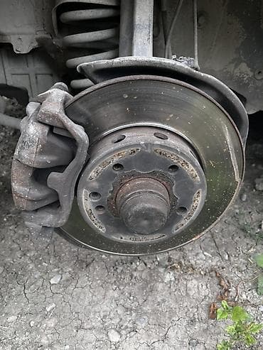 06 sekileri: Ön, Universal auto W 202, 1997 il, İşlənmiş — 2