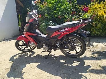 disk r16 type 0 per page 40: Model: Moped tipli motosiklet (underbone), qırmızı-qara rəng Mühərrik — 3
