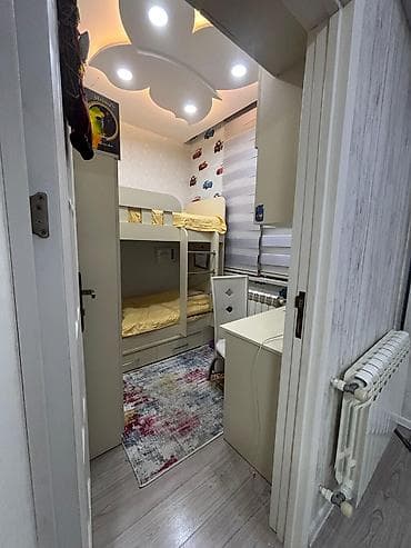 gence kiraye menzil: Bakı, 2-ci mikrorayon, 3 otaqlı, Köhnə tikili, m. Memar Əcəmi, 47 kv. m — 6