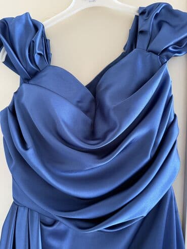 Ziyafət donları 500azn alınıb bir dəfə geynilib (nişan) Türkiyə