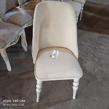 makiyaj masa: Stul yeni — 1