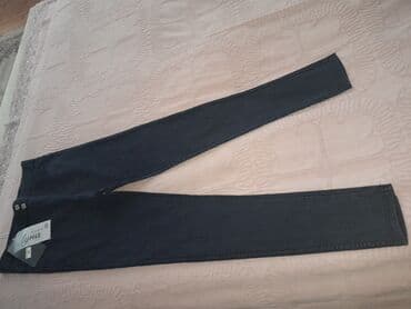 kişilər üçün solğun cinslər: Rossiyadan gelib, razmer uygun olmadigindan satilir. Tezedir — 2