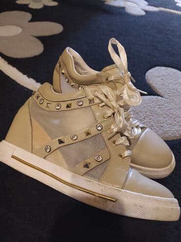 баскетбольные кроссовки бишкек: Размер: 40, Б/у — 4