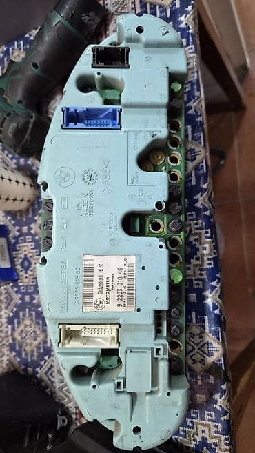 BMW E36 üçün orijinal alət paneli (şit, spidometr blok) — 2