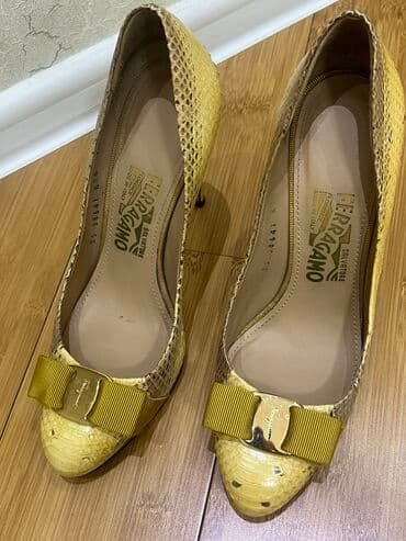 женские бежевые замшевые туфли: Туфли, Размер: 37, цвет - Желтый, Б/у — 5