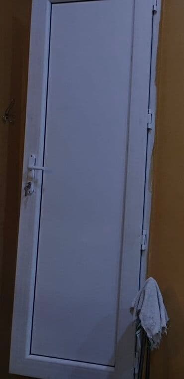 Hamam və eyvan üçün pkastik qapı 
Standart ölcülü,ağ rəng — 1