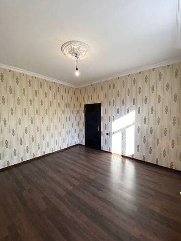 heyət evi: 4 otaqlı, 120 kv. m, Orta təmir — 4