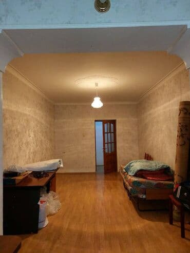 sumqayıtda 1 otaqlı evlərin qiyməti: Bakı, 4 otaqlı, Köhnə tikili, 100 kv. m — 9