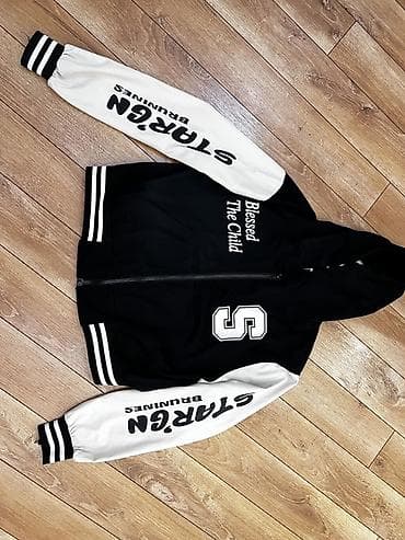 kişi geyimi: Ideal veziyyetde hec bir sokulmus ciriq yoxdu .s razmer — 1