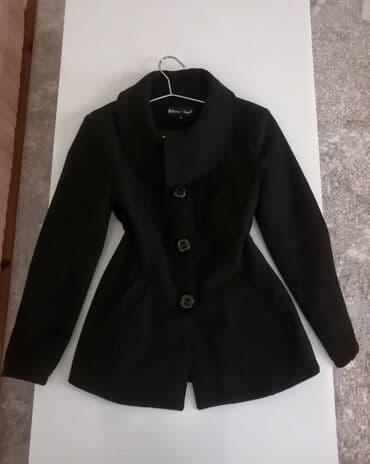 Qara qısa palto
Təzədir sadəcə 1 defe geyinilib