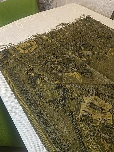 Hicab: Pashmina şal – 50% kaşmir, 50% ipək - Material: Etiketdə göstərildiyi — 1