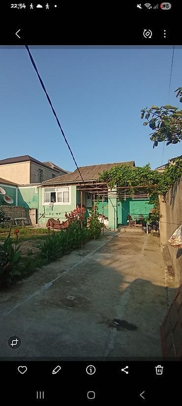 gencede ev: Qaraçuxur qəs. 4 otaqlı, 120 kv. m, Kredit yoxdur, Orta təmir — 1