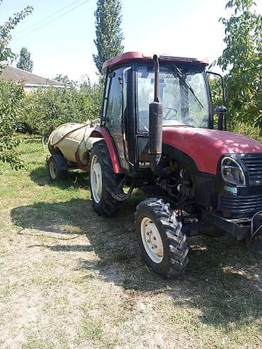 maşın sukanları: Traktor dərman səpən aparatla birlikdə çox təcili satılır. Yaxşı — 1