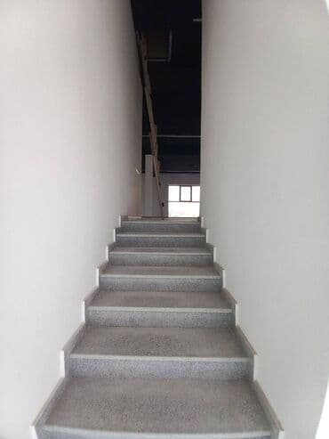 korpu mərasim evi: Hər profilə uyğun. 1500 Kv.m Yeni təmirdən çıxmış qabağı tam şüşəli 2 — 12