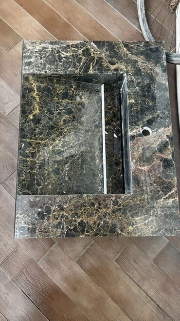 Məhəccərlər: Mərmər üstlü quraşdırma üçün lavabo paneli - Material: təbii mərmər — 1