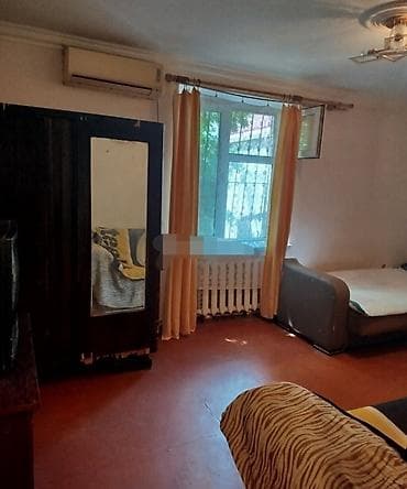kirayə bina evi: Bayil da Xruşov layihəli evdir,rahat lokasiyada yerləşir,əsas yoldan — 1
