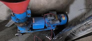 ot üyüden: Qranulyator pelet yem makinası toyuq qaz hinduşka yemləri hazırlanması — 2