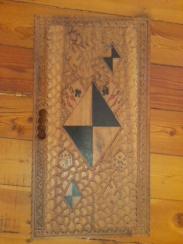 Taxta nərd-taxta/backgammon dəsti icerde duzeldb temiz el isidir vp