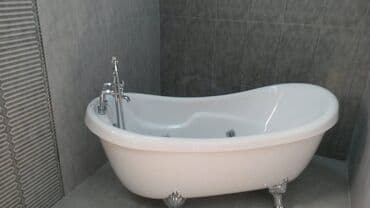 savalan qesebesi harda yerlesir: Badamdar qəs. 8 otaq, 360 kv. m, Yeni təmirli — 20