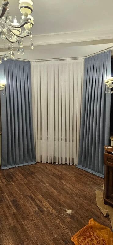 07 perde: Qalın, boz rəngli, zərli naxışlı pərdələr otağa zərif və dəbli bir — 21