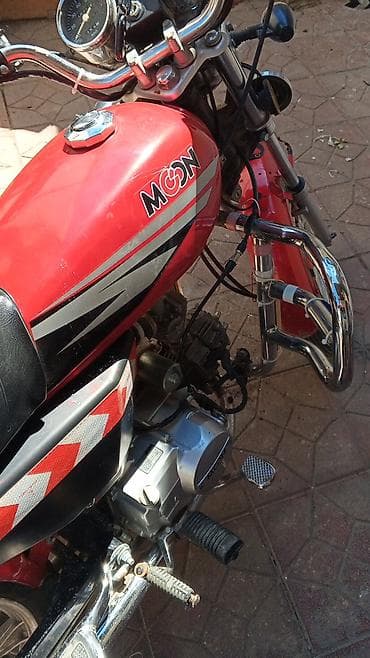 Мотоциклы: Demek olar ki sürülməyib eve işe sürmüşəm heç bir problem yoxdur saat — 1