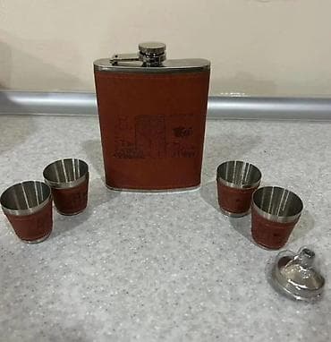Azərbaycan temalı metal flakon dəsti - Tərkib: 1 ədəd paslanmayan — 3