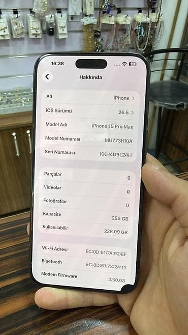 IPhone 15 Pro Max, 256 ГБ, Black Titanium, Face ID — 4
