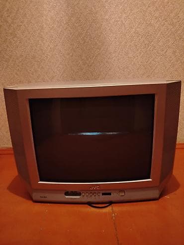 Köhne televizor işlek veziyetde