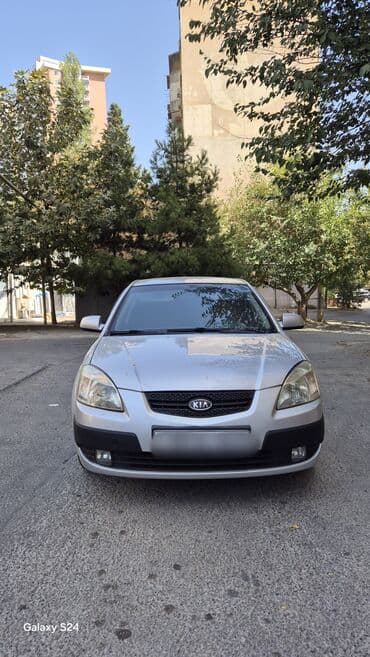 lada kalina 2005: Kia Rio: 1.5 l | 2008 il Sedan — 23