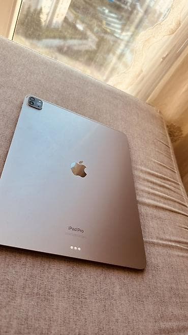 Apple iPad: İşlənmiş Apple iPad Pro, 12,9", 128 GB, Ünvandan götürmə — 3